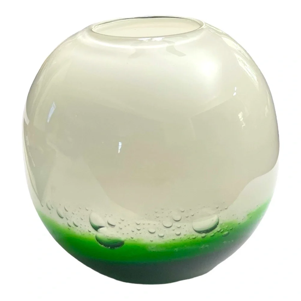 Italian Murano Style Hand Blown Art Glass Round Vase Green White Bubble 7
